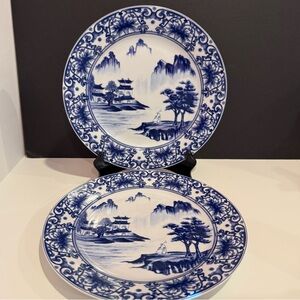 Blue Canton Blue and White Chinoiserie 10.5 inch Dinner Plates -2